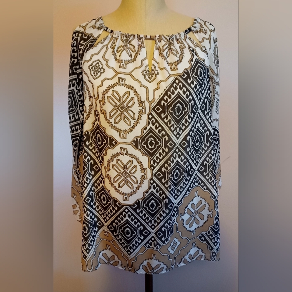 Chico's Cold Shoulder Top/Blouse MEDIUM